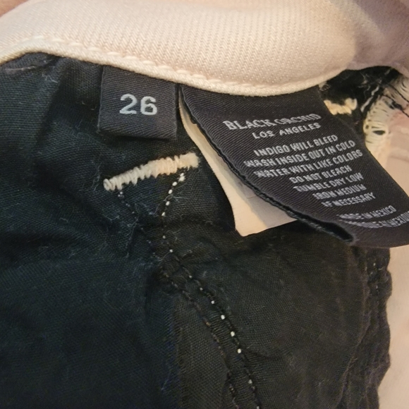 Black Orchid Candice - Button Up Skinny Jean - Picture 9 of 9